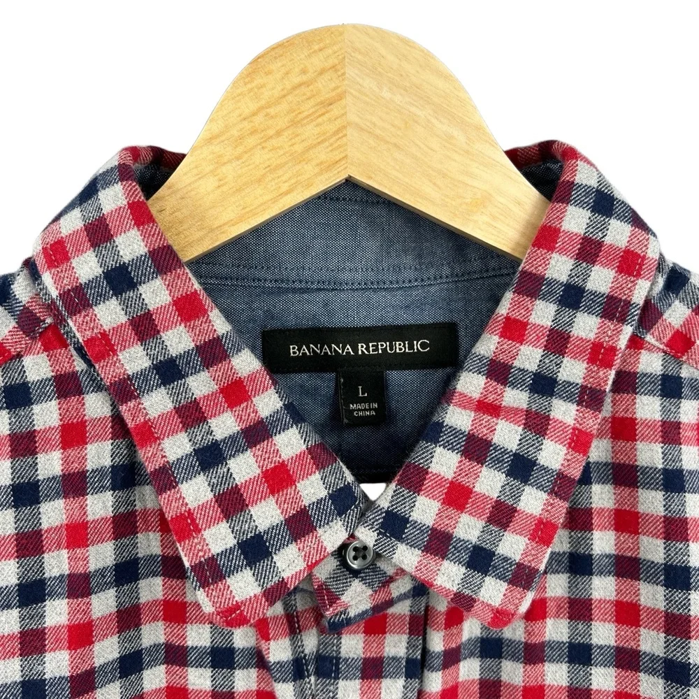Banana Republic Men’s Plaid Button Down Shirt Red Navy White Long‎ Sleeve L